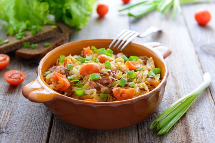 Adhering to a drinking diet, it is allowed to prepare chopped vegetable stew